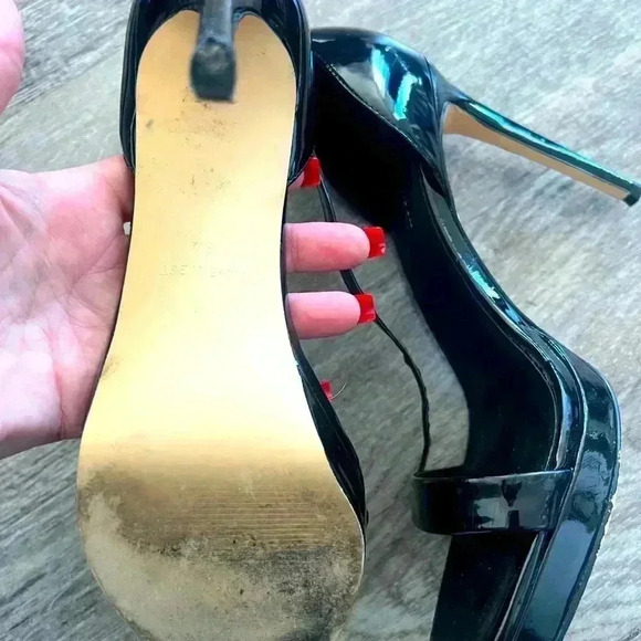 NINE WEST - Ankle Strap Heels Sz 9 - Picture 2 of 3